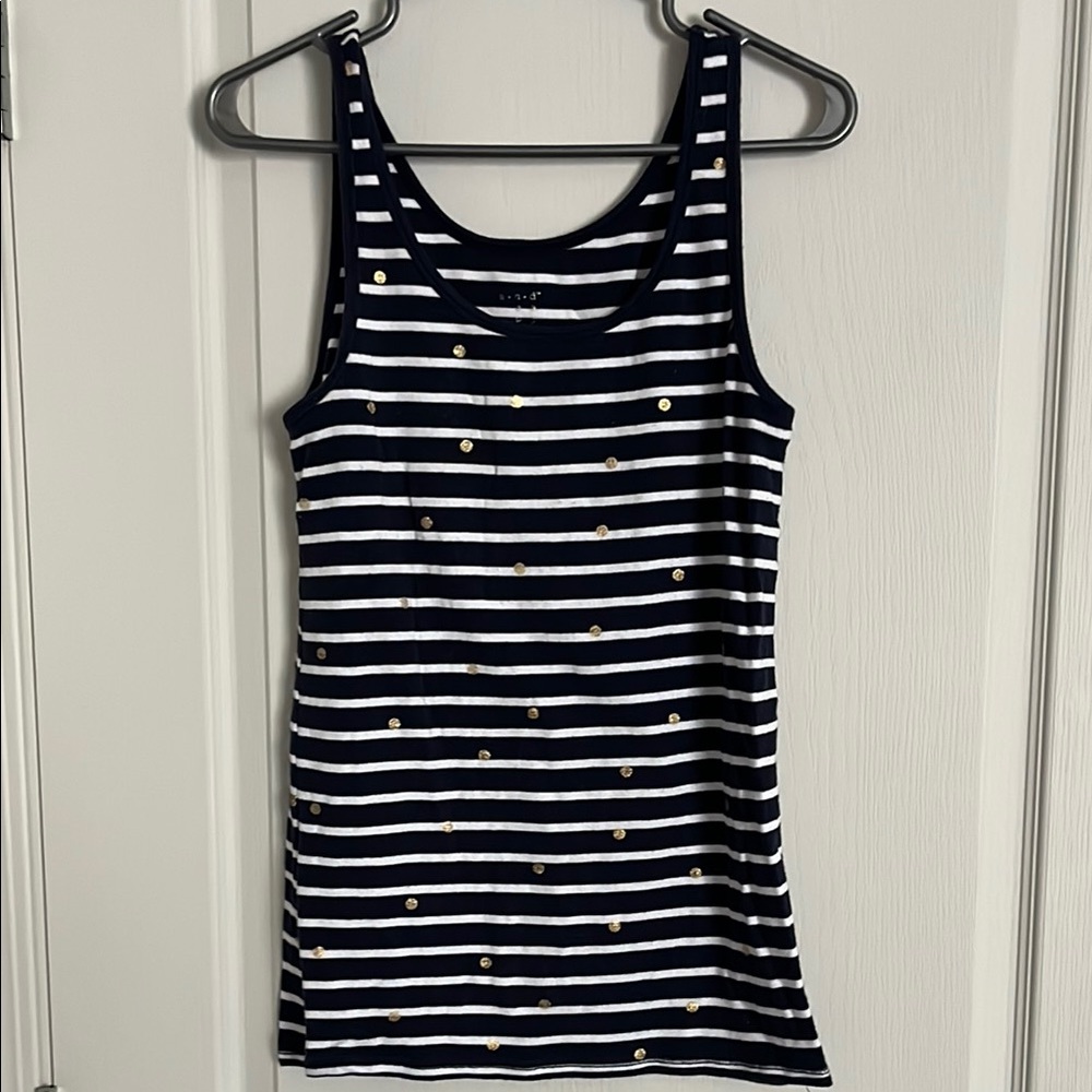 Navy and white striped tank top size XXL
Brand: A New Day